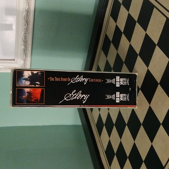 Glory and the true of Glory Continues VHR set - Picture 10 of 10